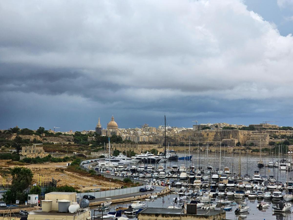 Mive Luxury Sea View Penthouse Apartment Gzira Exterior photo